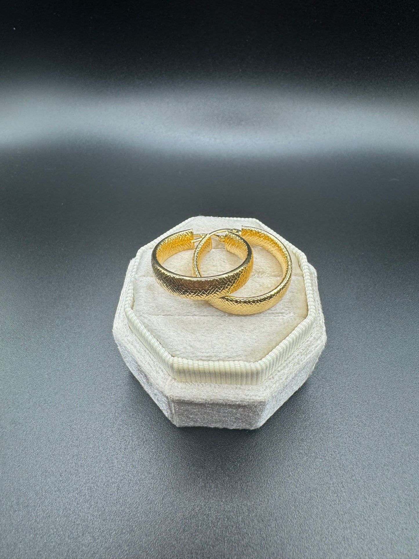 Women's hoop earrings