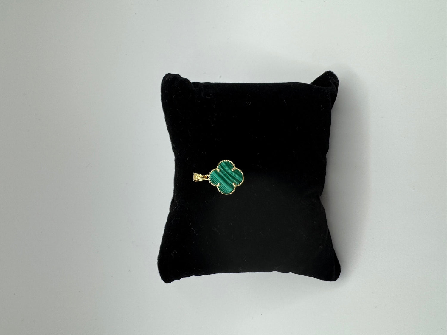 Pendants 10k