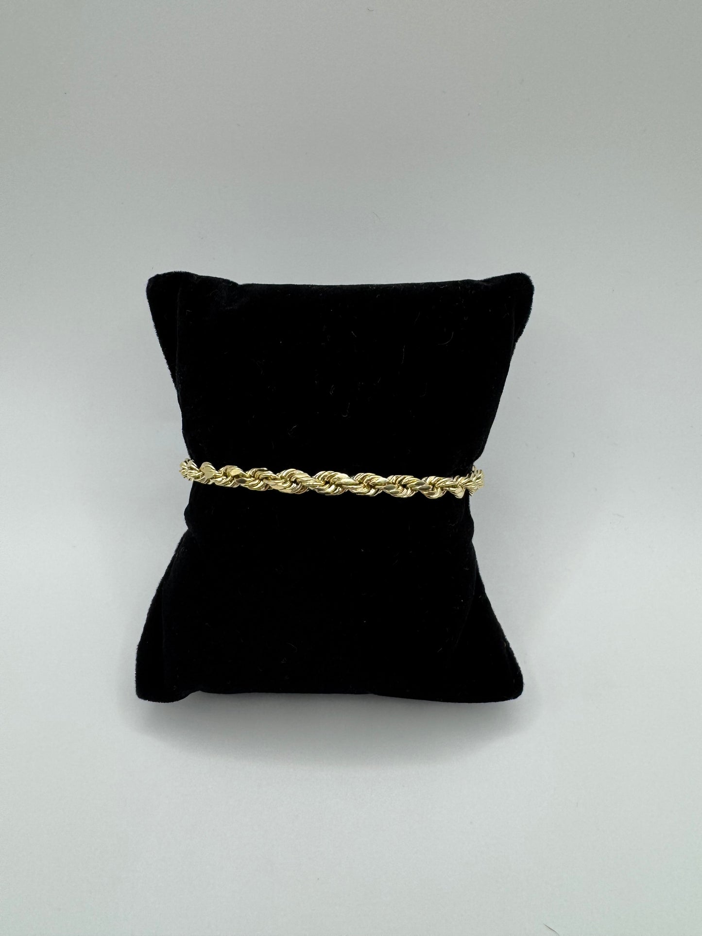 Twisted Handle